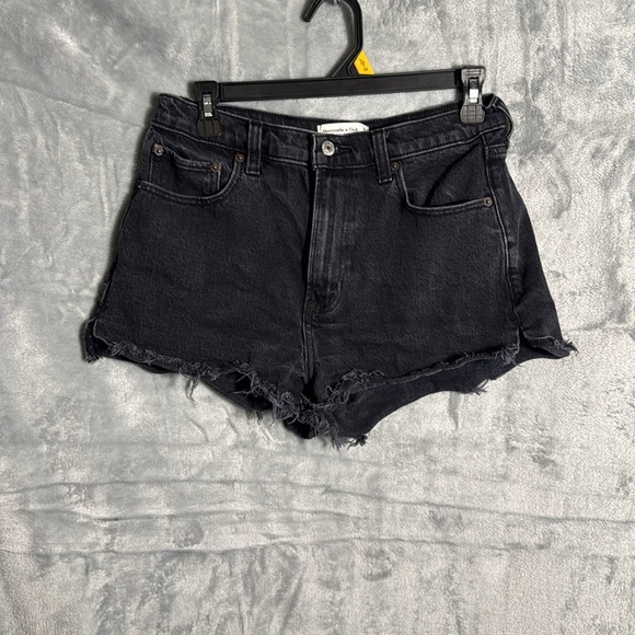 Abercrombie & Fitch Charcoal High-Rise Shorts the mom short high‎ rise 28 / 6 - Picture 1 of 10